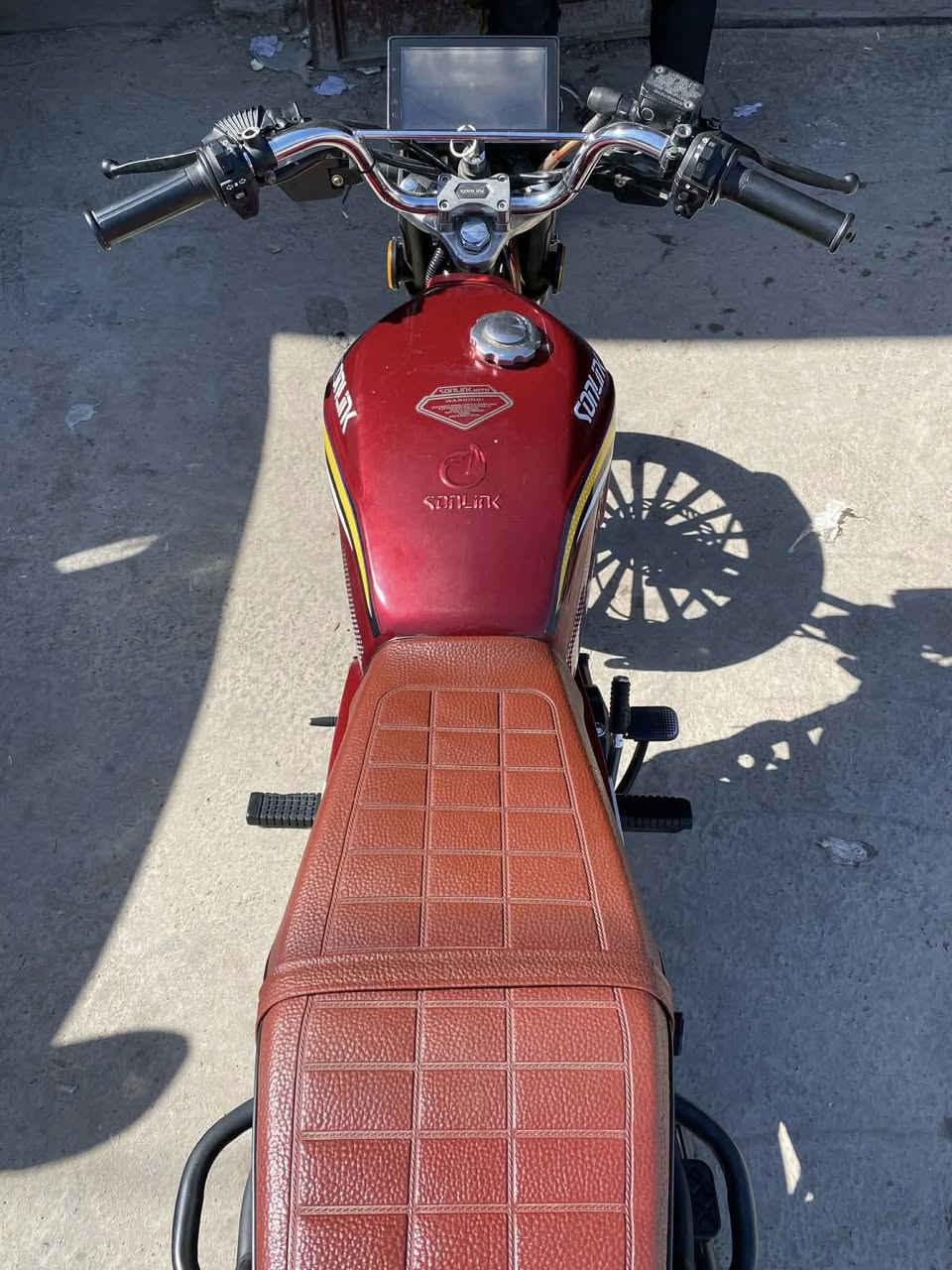 سيفان ٢٠٢٥ مكينه ٢٠٠  ضاغطه وزنجيل سونك الاصلي كفاله عامه   مكينه مكفوله من كلشي بعده جديده 
780 بيه مجال حك الجيه 
بعقوبه الوثبه 
***********
ال مو شراي ليراسل
