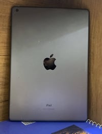 ايباد ٧ • ٣٢ • مبدل بطاريه