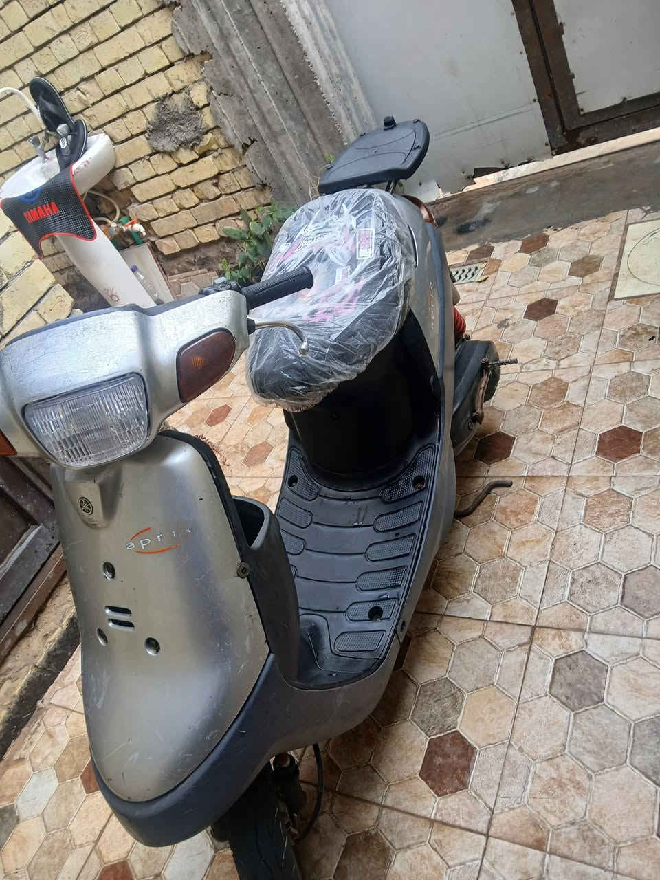 سلام عليكم دراجه بطه مديل 2003 (كفاله عامه مكينه و شاصي وكفرات ) كله بلادي مكينه خرسه ما تسمع صوته شلعه و معدل كهربايات كله شغاله نكره سلف اي وقت عداد سرعه بانزين شغالات قفل جنطه قفل اكسن قفل استيرن تايرات جدد زوج اي نقص ما بيه سعر 325 مكاني كربلاء مدينه العاب نوارس رقمي *********** ملاحظه ابيع الدراجه على فحص
