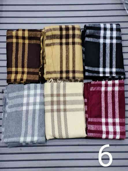 عرض خاص ✨️ 
الترند وكاله خاصه 🔥 
سكارف شتائي خامه زيتي ✅️ 
متوفر بعده نقشات 🔢 
عرض نار سعر الدرزن : 40الف فقط 
الخامة شرط الفَحص 
هاتف : ***********
