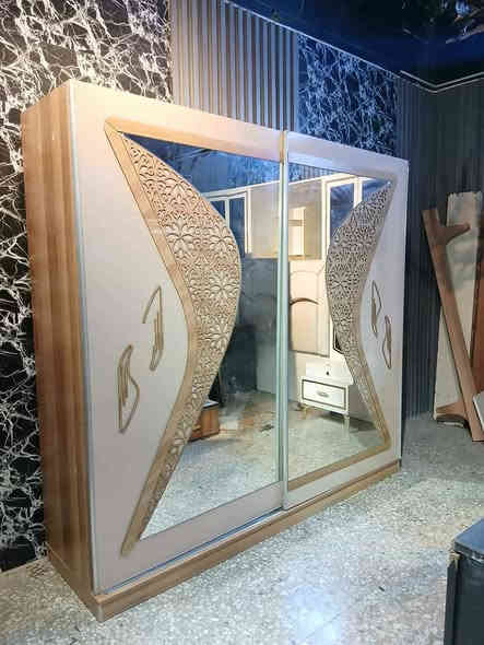 غرفة نوم مستعملة🇹🇷
 نضافة90 ٪💯
عدد القطع / 5
نضام / أسلايت 💢 

شد ونقل داخل بغداد مجاني🚛
يوجود توصيل محافضات 🚛
***********
