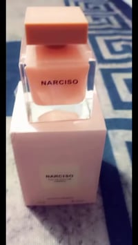 ادعموا مشروعي البسيط لتوفير دخل مادي لعائلة عطور نسائية رجالية ثابتة و...