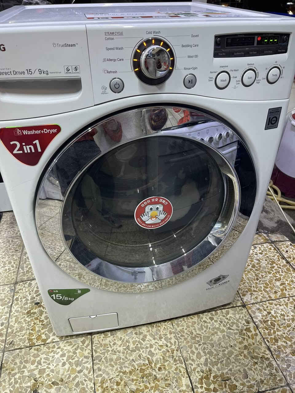 غساله ئوتميتك LGفول موصفات بخار(مكوى)بي 15كيلو فول موصفات نظيف100%100بشرط شغل بشرط بلادي ممصلح شركه بعد صناعه كوريا لاصلي اي ستفسر عل***********وتساب
