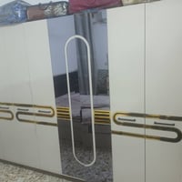 ألسلام عليكم غرفة نوم جديد أقل السنه جديد كلش نضيفه مابيه اي شي 10 قطع...