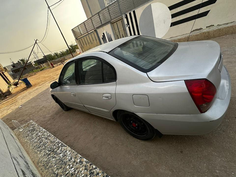 النترا ٢٠٠٦  رقم كربلاء شرط التحويل مكينه ٢٠٠٠
محرك وكير مابيهم شي نضيفات تبريد  شغال ثلج 
السعر ٦٨ وبيها مجال 
 الاتصال 
***********
