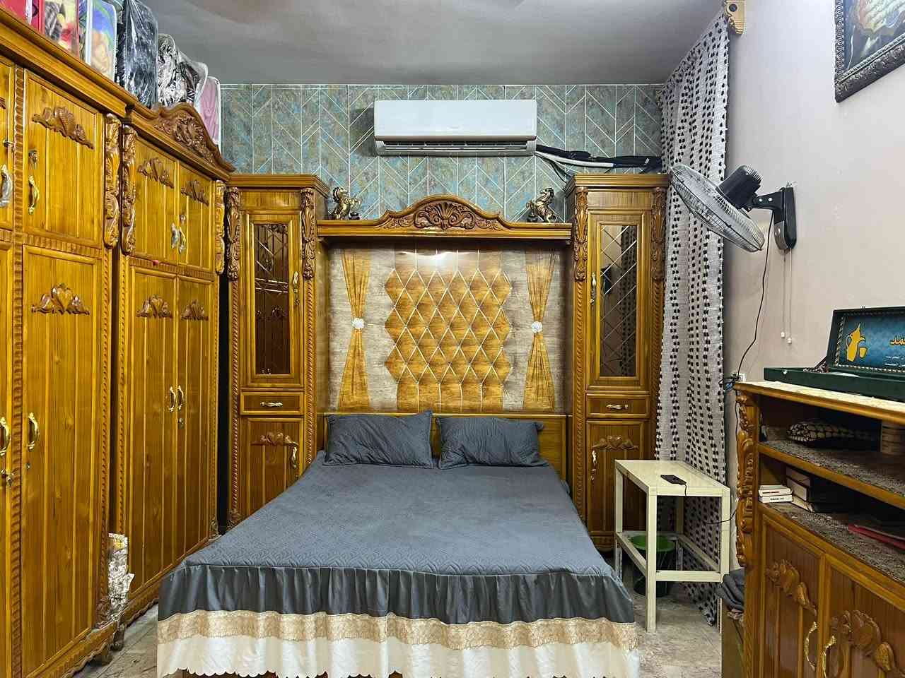 غرفه اخشاب للبيع نضيفه 6ابواب ملحق نضيفه موديل حديث الزاويه كنتوريه ضهر جرجوبه براغي صاج بغداد الاتصال ***********متواجد واتساب
