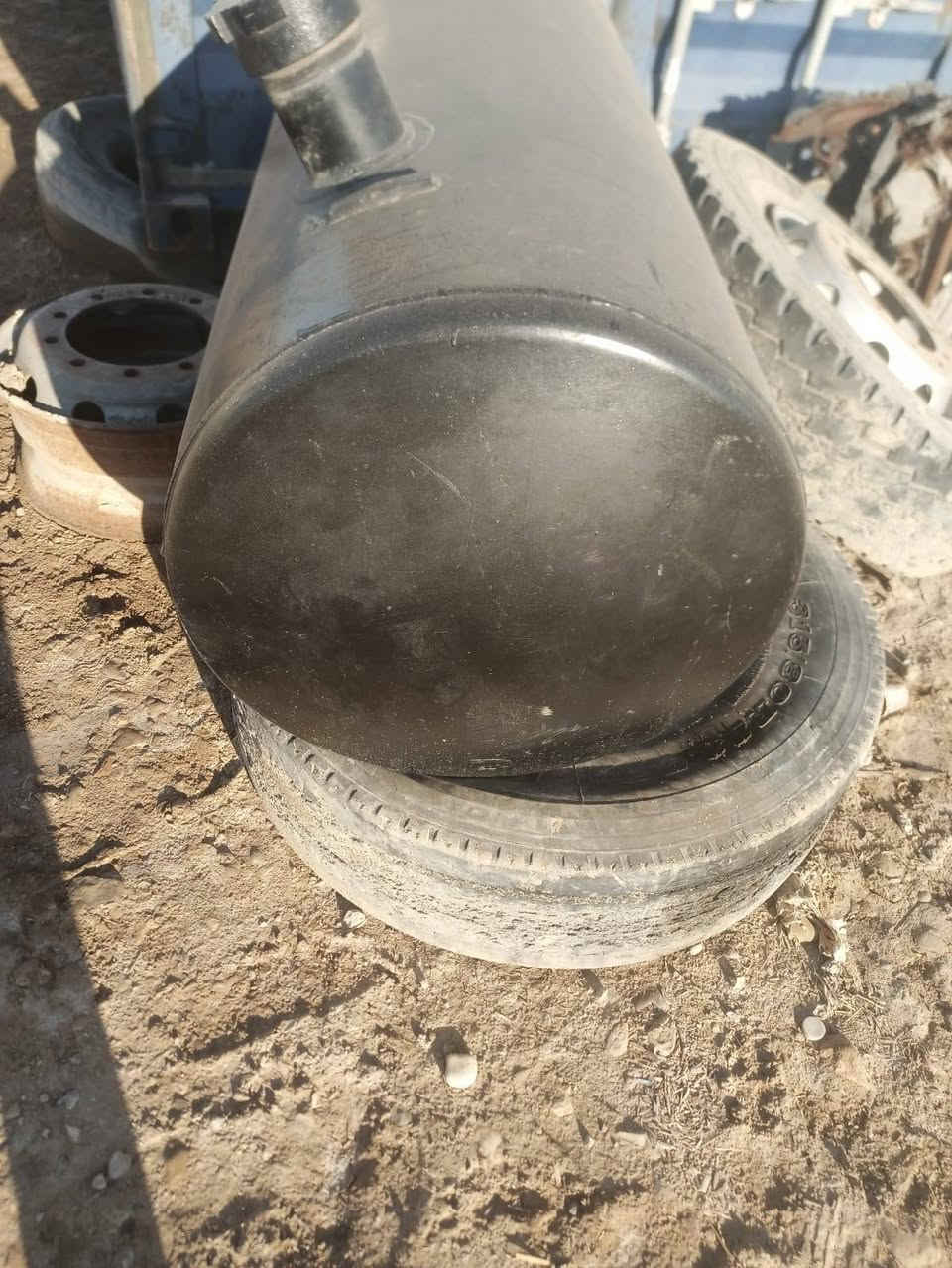 تانكي قجمه +البي السعر ٣ورقات وبي مجال للاستفسار الاتصال على الرقم ***********غير متواجد على الخاص
