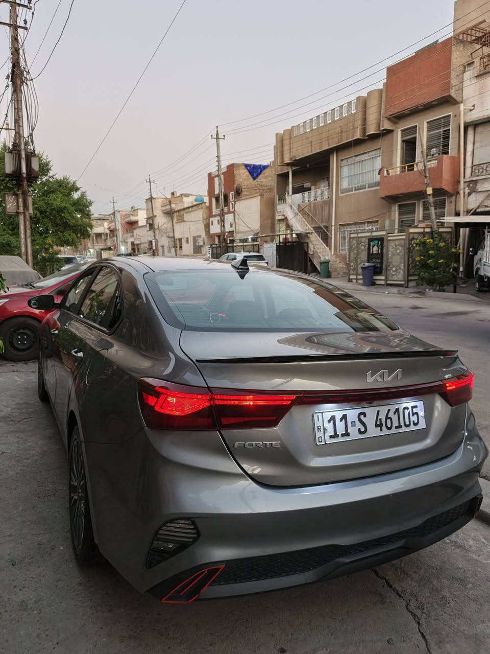 كيا فورتي موديل ٢٠٢٣ عادية مكينة ٢٠٠٠ دوش موصفاتهة قيادة ذاتية تثبيت سرعة توقف ذاتي ضربتهة بامريكا فقط جاملخ امامي بل عراق طرف الجاملغ اوطرف الباب امصلح بارد بدون جوي ولا قطرة صبخ سعر السيارة ١٤٥ اوبيهة مجال حك الجية
الهاتف/***********

