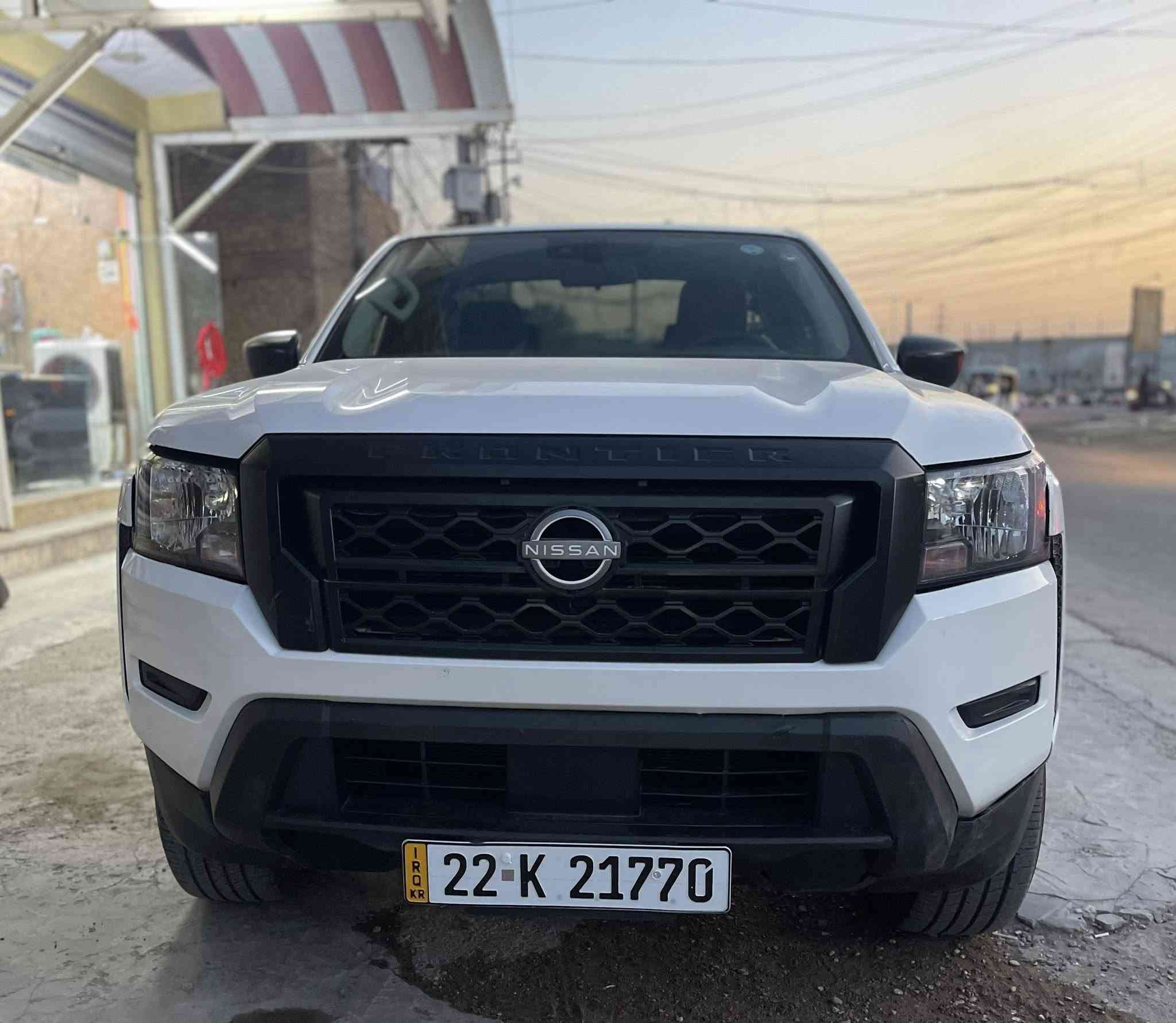 سلام عليكم 
نيسان فونتير 2023
قماره وربع بصمه رقم ربيل تحويل ثاني يوم
حادثه موضح بل صوره جاملغ وبنيد بدون ايرباك
مكينه 6 سلندر ماشيه قليل جاهزه من كلشي
مكان بغداد ***********
السعر 175
