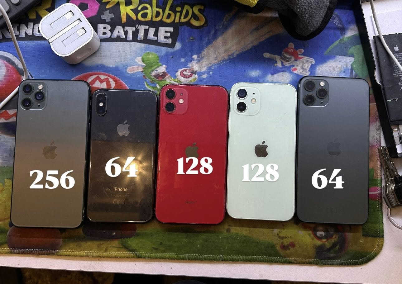 ‏للبيع جميع الأجهزة
‏￼ ‏ال iPhone X عادي بس بي كسر ‏موجود بالفيديو يعني جهاز كبس ما مفتوح
‏الثاني iPhone 11 عادي بي عيب بس باتري و ضهر
‏ال iPhone 12 عادي بس بي هذا خط بل شاش و شاش شركه 
‏ال iPhone 11 Pro شاشة مبدل فقط 64
‏11 Pro ماكس هم شاشة مبدل فقط 256
طبعا الي مو شاري لحد يدخل  تحياتي الجميع


**إذا كنت صاحب هذا الإعلان وتريد حذفه لأي سبب، رجاءا أرسل رسالة إلى الدعم الفني**