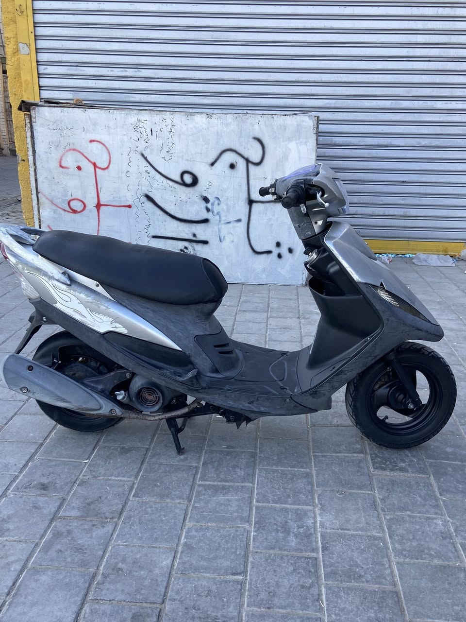 سلام عليكم 

ماكس عدله للبيع دراجه بلاديه (( مامفتوحه)) 

لدراجه نكره سلف باي وقت دراجه كفاله 

شلعه ومعدل البالك لسعر ((650)) وبيها مجال

لعنوان بغداد ((حي لبتول )) ***********
