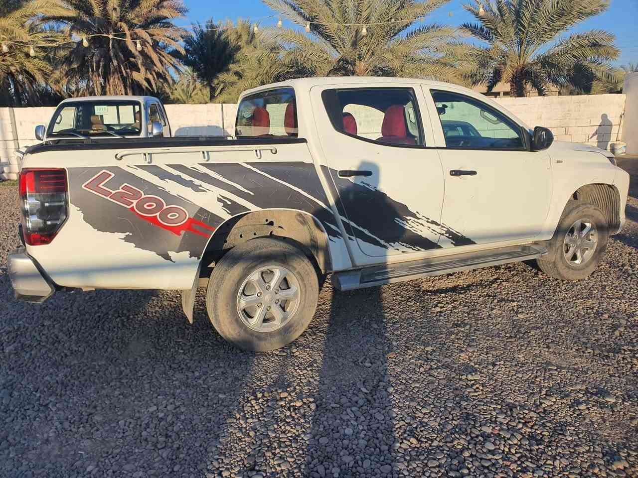 يتوفر لدى معرض حمو لتجارة السيارات
للبيع  ..  للبيع
مسيبوشي 
موديل 2020
رقم اربيل 
سنوية بعدها مو صاقطة
السياره بية بنيد وجاملغات المامية بدون دواخل
السياره محرك وكير شرط
صدر تخم تاير كلو جديد 
تدفيه تبريد جاهز
كهربائيات كلها شغاله بدون نقص 
السياره جديده مال جناي
 
السعر 135 💵وبيها مجال للشراي
للأستفسار:الاتصال بالرقم التالي/
*********** 📱
او مراسلتنا على الخاص 
واتس آب✅
ماسنجر✉️
#موقعنا_العلم_الشارع_الرئيسي_قرب_الحي_الصناعي📍
