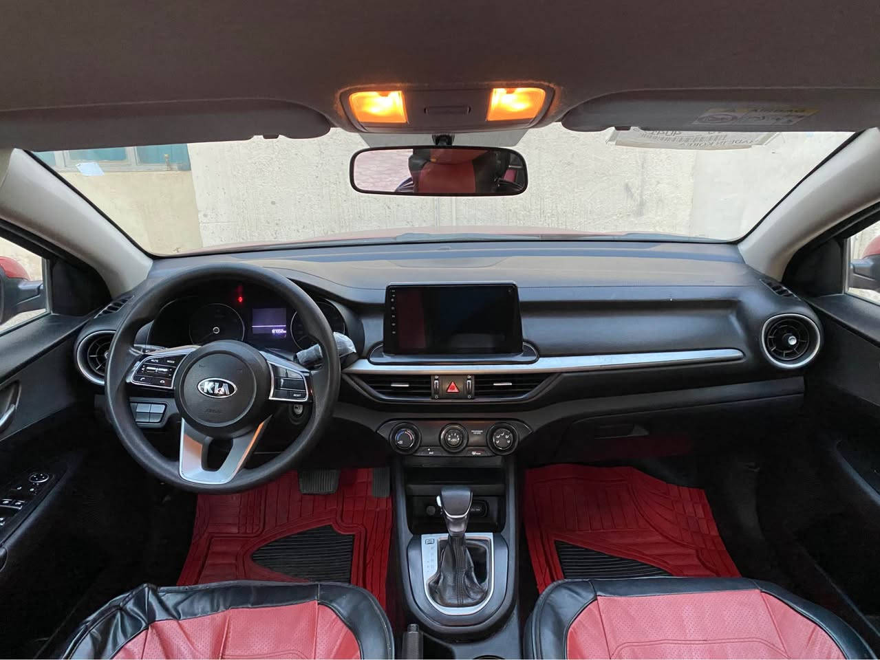 السلام عليكم 
لبيع لبيع فقط. 
رجآ.  اقرا منشور قبل الاتصال.       السعر 128.  
كيا سيراتو  2019 
تحكم استيرن. 
شاشه لمس.  كامراه دواره 
حساس خلفي 
ارضيه جلد. مغلفه 
كشنات مغلفه 
ماشيه 89. Km
بيهه باب السايق صبغ فقط.   هلال بارد ماشر بل صور 
مكينه كير.   كفاله من فتح 
صدر امامي خلفي. تخم تاير جديد 
مكان سياره بغداد.      اتصال فقط 
*********** بغداد, العراق
