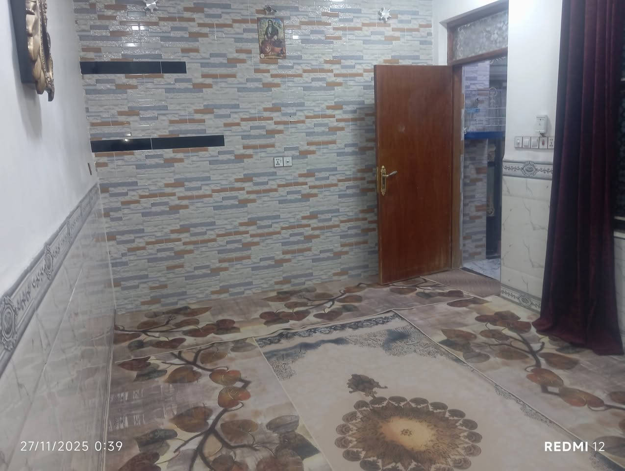 بيت للبيع المساحة ١١٣ متر بناء جديد
بيت نظيف يحتوي على ٢ غرف وصاله وبراني ومطبخ وحمام داخلي وخارجي للاستفسار الاتصال على الرقم ***********
