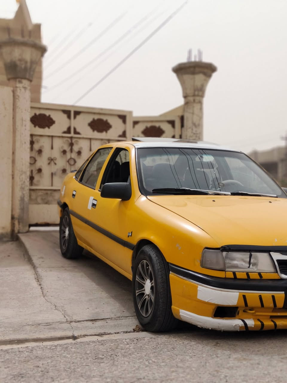 اوبل فكترى موديل 1995
محرك 18 فول نشاط كير عادي 
سنويه ساقطه من 2019
***********
