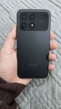 بوكو اف ٨ برو • ٥١٢/١٢ رام • شاشة مضروبة