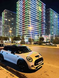 2020.  فول فول. مواسفات. مكينه. ٤ تؤربو.  ٨٠كم.  ماشي. سعر ١٤٥$     ٠٧...