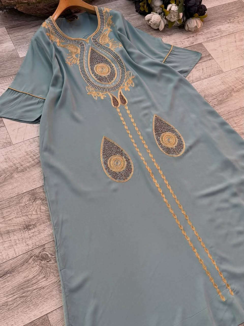 وصل الرمضاني 🥹🌛🌙⭐️
فيولا.. الأناقة والراحة تبدأ من بيتكِ! ✨
#دشداشة_نسائي_سسسادة_تطريز
#السسسسسسعر_صااااااااااااارت_قطعة_10ألاف 
القياس _2xl_3xl_4xl_5xl
الخامه كشمير  درجه اولى
التوصيل الفين دينار داخل قضاء المسيب
التوصيل محافظات 6ألاف


**إذا كنت صاحب هذا الإعلان وتريد حذفه لأي سبب، رجاءا أرسل رسالة إلى الدعم الفني**