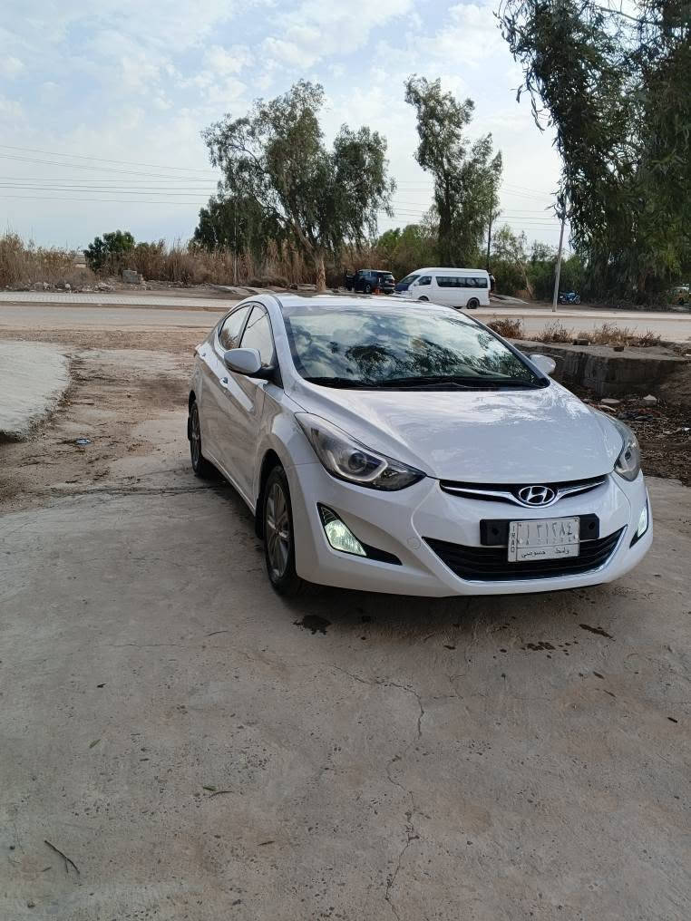 سلام عليكم للبيع الانترا 2016 خليجيه مكينه 1800 المرغوب رقم واسط تحويل ثاني يوم عليه غرمات 300 الف وبيه جاملغ امبدل والثاني مصبوغ والبنيد بدون دواخل بدون ايرباك السياره فول مراصفات تخم تاير السعر 110 وبيه مجال مكان السياره بابل الحصوه رقم التلفون ‏‪***********‬‏ اعتذر عن اي مراوس
