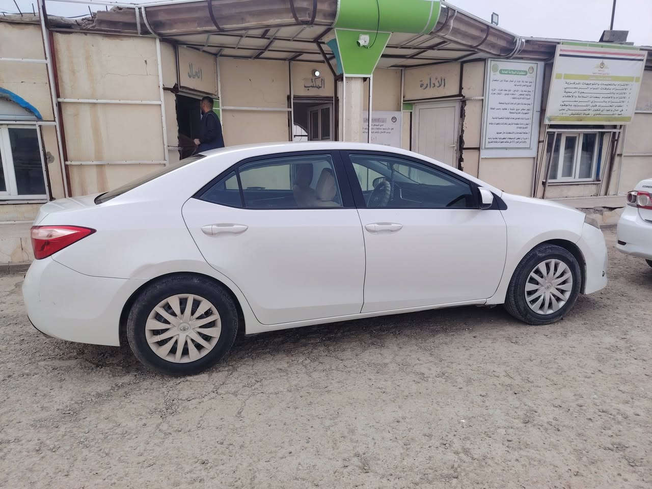 بيع فقط
السعر 115 وبيه مجال 
كورله٢٠١٨ للبيع
رقم دولي شمالي
محرك كير اكسل الكل مكفول رقم انكليزي اربيل  تخم تاير 
بيها خمس قطع ***********
