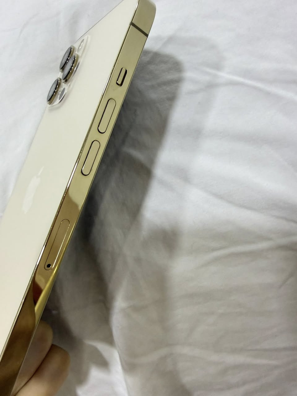 12 برو ماكس كلشي ممبدل بي ولا داخل تصليح استخدام. نضيف + الحافظات هديه ويا سعره ب٥٥٠ مكان نجف للاستفسار 
***********
