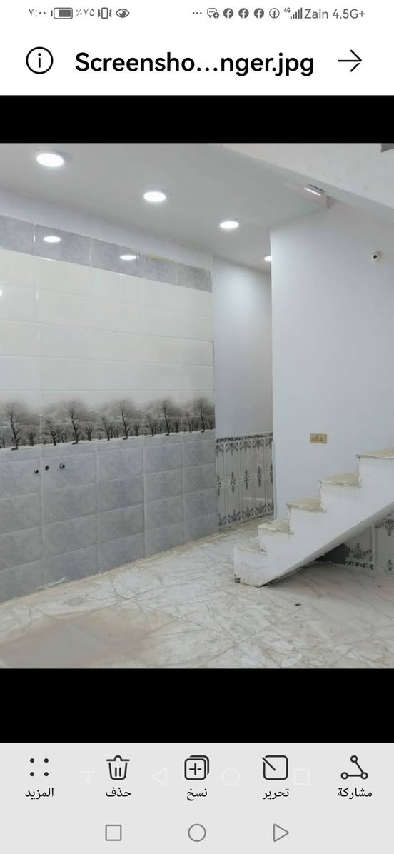 دار للايجار غرفة نوم واستقبال وصاله ومطبخ ومخزن وصحيات الإيجار والماء والكهرباءكلها ب٢٥٠ ديوانيه حي الزهراء مقابيل مطعم الراجحي تلفون واتساب ***********
