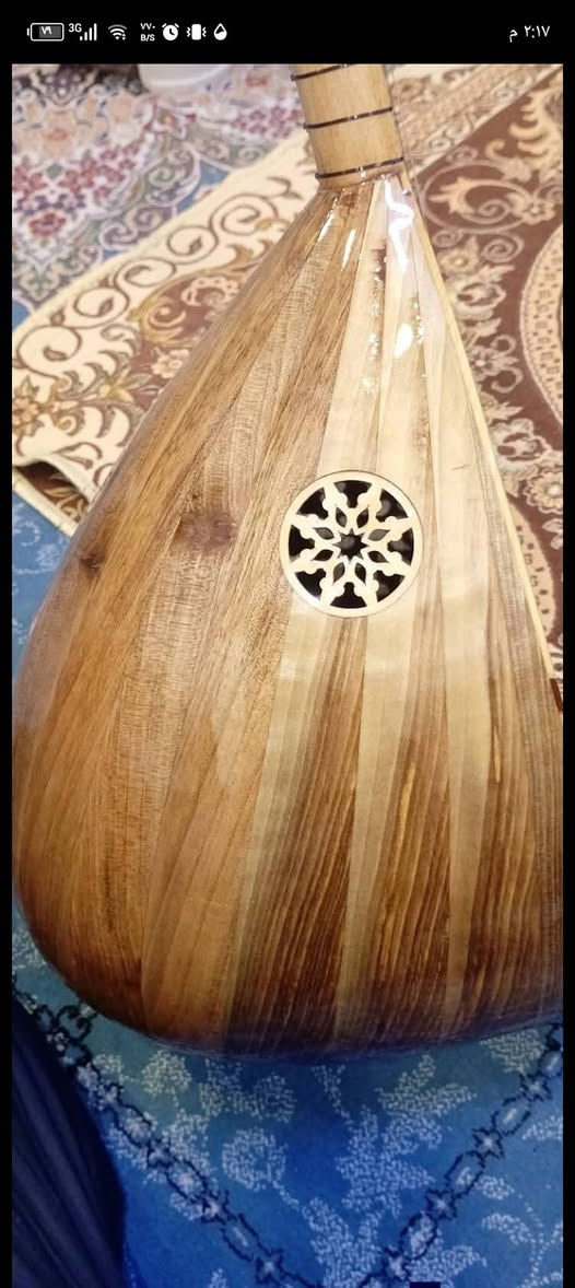 🎵 ساز للبيع 🎵
صوت أصيل وإحساس يبين من أول نغمة ✨
عود نظيف جداً بحالة ممتازة، جاهز للعزف 🎶
تجربة وفحص قبل الشراء ✅
السعر: خاص 💰
والجاد فقط أكو مجال بالسعر 🤝
لا تفوّت فرصة امتلاك عود بصوت جميل 🎼


**إذا كنت صاحب هذا الإعلان وتريد حذفه لأي سبب، رجاءا أرسل رسالة إلى الدعم الفني**