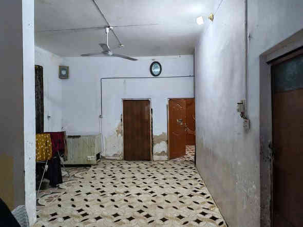 بيت طابو  صرف للبيع التفيج 
خلف مدرسة نور المعارف الاهلية 
المساحة 200م وجه ع حديقة بناء
طابق واحد كونكريت يحتوي ع غرفتين 
وصالة وأستقبال ومطبخ وصحيات خارجية وداخلية 
ه‍:***********
ه‍:***********
