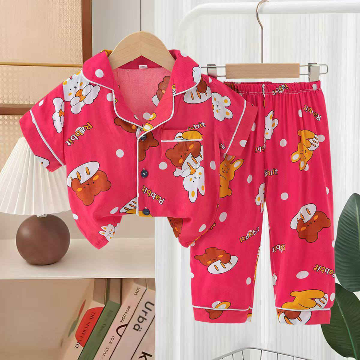 تراك القطني يلبس من سنه الى 4سنوات 
درزن ,33


**إذا كنت صاحب هذا الإعلان وتريد حذفه لأي سبب، رجاءا أرسل رسالة إلى الدعم الفني**