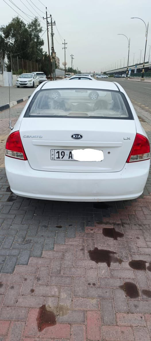 السلام عليكم
سيراتو خليجي للبيع موديل 2008 
رقم كربلاء الدولي بسمي
كير محرك بحاله جيده حجم المحرك 1600
السعر 92
السونار مرفق مع الصور مكاني كربلاء
اي استفسار اتصل ***********
