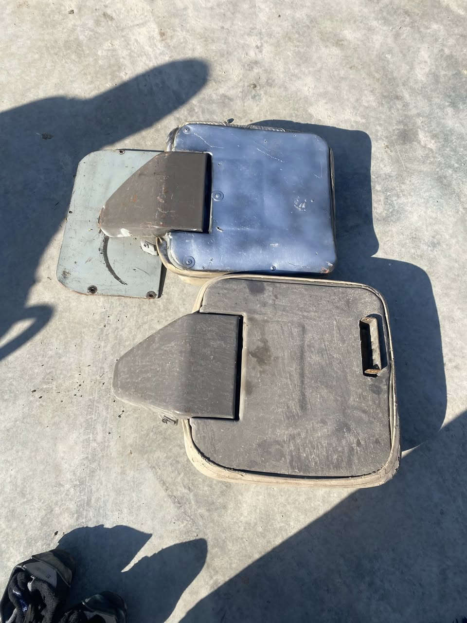 السلام عليكم كشنات كوستر روزه 2نضيفات
مكان بغداد المدائن سعرهن 150
***********
