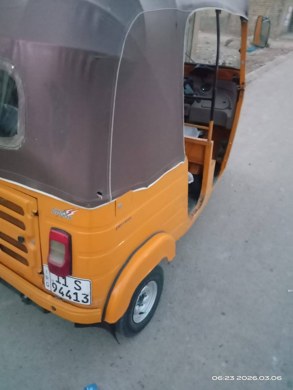 سلام عليكم تكتك للبيع 19 شهر 12 رقم و سنوية تحويل ثاني يوم مكينة مكفولة ولكشر مكفول شراي يتصل *********** مكاني سبع قصور
