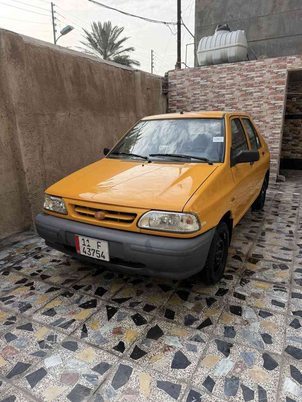 ‏سلام عليكم سايبة موديل 24 سيارة كفالة العامة من كلشي حتى من رصعه ماشية 22 الف سيارة على وضع الشركة مصفره هيئة غرامات تحويل ثاني يوم سعرها 71 بيها مجال كلش بسيط وهذا رقمي ***********
