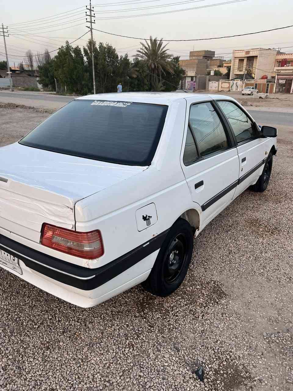 بيجو GLX2013 405 للبيع كبر محرك تبريد مكفول بيها خياسات ع وضعها سياره مامعمره مكفوله تحويل ثاني يوم رايدها ب ٣٧ وبيها مجال بسيط مكاني حله رقمي ***********
