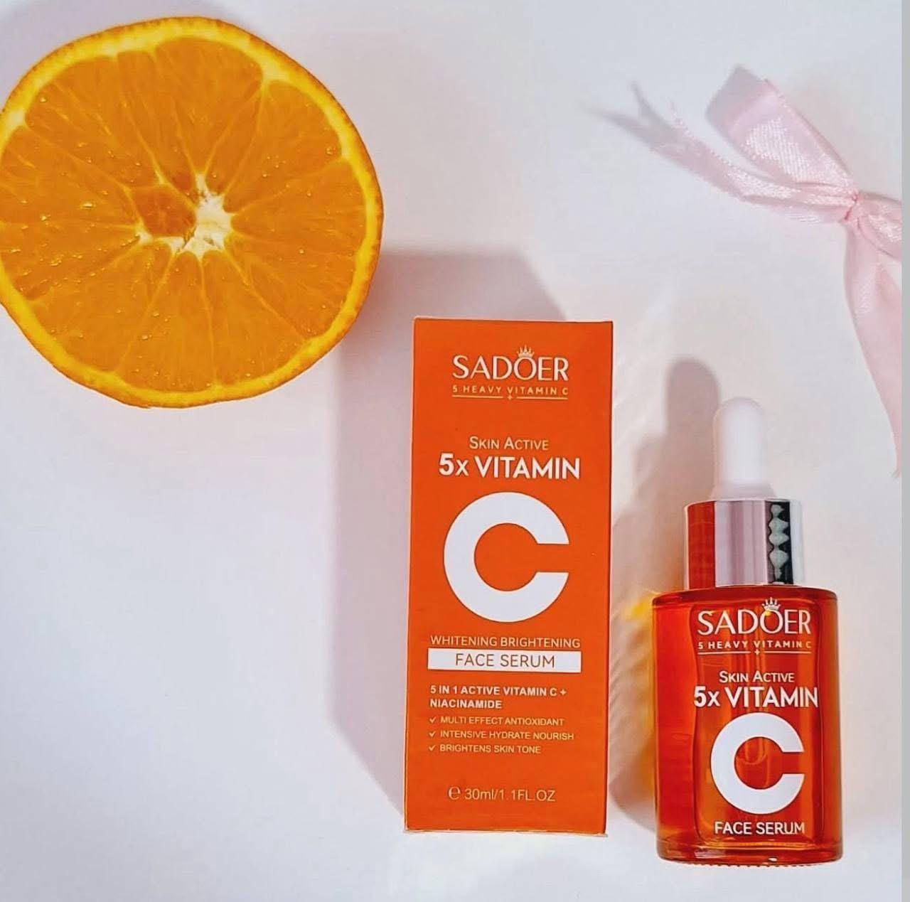 مصل الوجه SADOER 5X Heavy Vitamin C Skin Active هو منتج للعناية بالبشرة يهدف إلى تفتيح البشرة وتوحيد لونها 🍊🧡
الفوائد الرئيسية:

يهدف المصل إلى تبييض وتفتيح البشرة، وتقليل البقع الداكنة وتفاوت لون البشرة، بالإضافة إلى توفير حماية مضادة للأكسدة وترطيب مكثف [4، 12].🟧🔶

المكونات الرئيسية:

يحتوي على 5X فيتامين C النشط والنياسيناميد.4️⃣

كيفية الاستخدام:

يُنصح بتطبيقه على بشرة نظيفة بعد التنظيف، ثم تدليكه بلطف على الوجه والرقبة، والتربيت لتعزيز الامتصاص، ثم وضع مرطب بعده. يُفضل استخدامه مرتين يوميًا، صباحًا ومساءً.

السعر 8  الاف
مصل الوجه SADOER 5X Heavy Vitamin C Skin Active هو منتج للعناية بالبشرة يهدف إلى تفتيح البشرة وتوحيد لونها 🍊🧡


**إذا كنت صاحب هذا الإعلان وتريد حذفه لأي سبب، رجاءا أرسل رسالة إلى الدعم الفني**