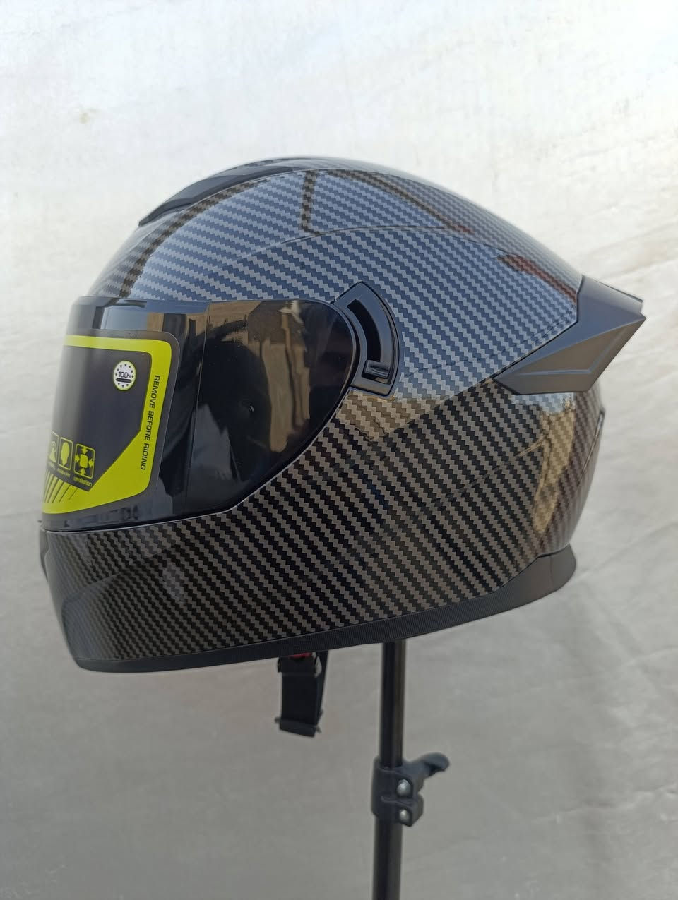 كراون ريسينك اصلية كاربون فايبر السعر خاص او واتساب ***********
