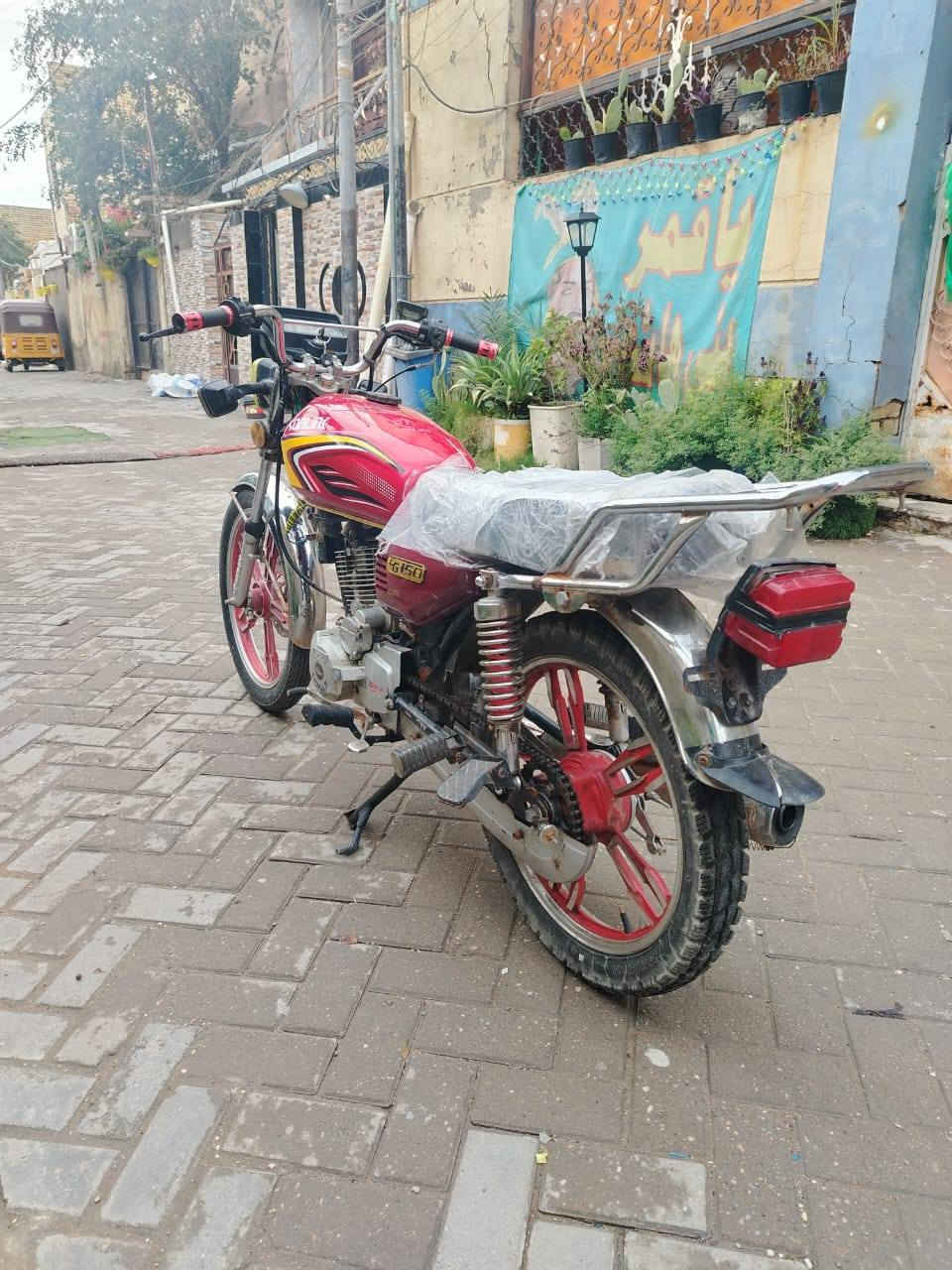 سلام عليكم متاح دراجه ايراني خمسه كير موديل 2023 اوراق شغاله سلف هندر كهربائيات شغاله مكينه مكفوله من التنقيص والتبخير السعر 500 وبيها مجال مكاني مدينه الصدر رقمي ***********
