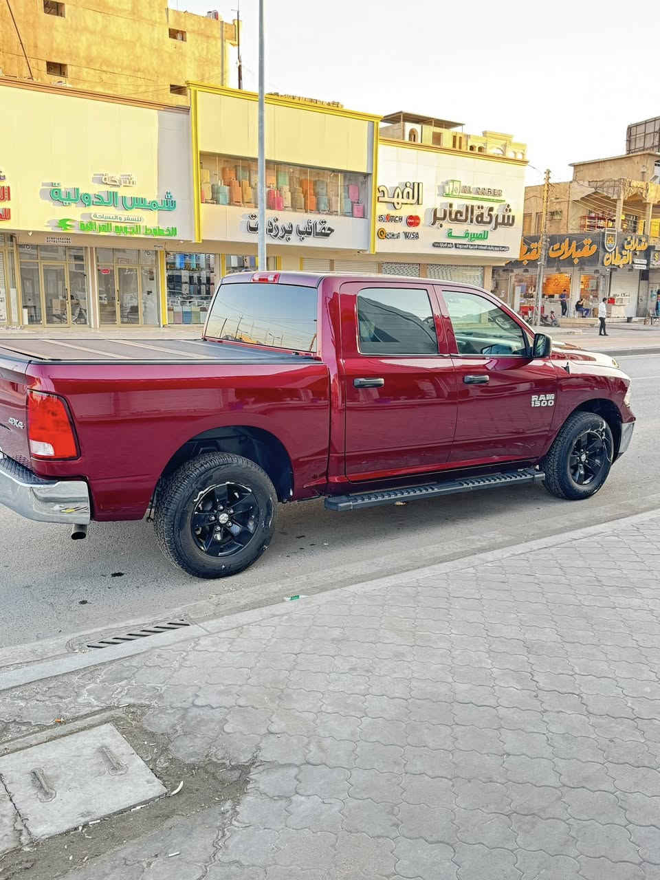 اسلام عليكم
دوح رام موديل 21
رقم اربيل
بدي قصير باب طويل
محرك 6 سلندر
فور ويل
ضرر بنيد بي تكحيل بالنص
ماشيه45 كيلو
مكان بصره 
سعر270 وبيها مجال
***********
