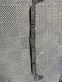 ماستكة خلفية مركز تسلا بغداد لبيع الادوات الاحتياطية لسيارات التسلا  م...