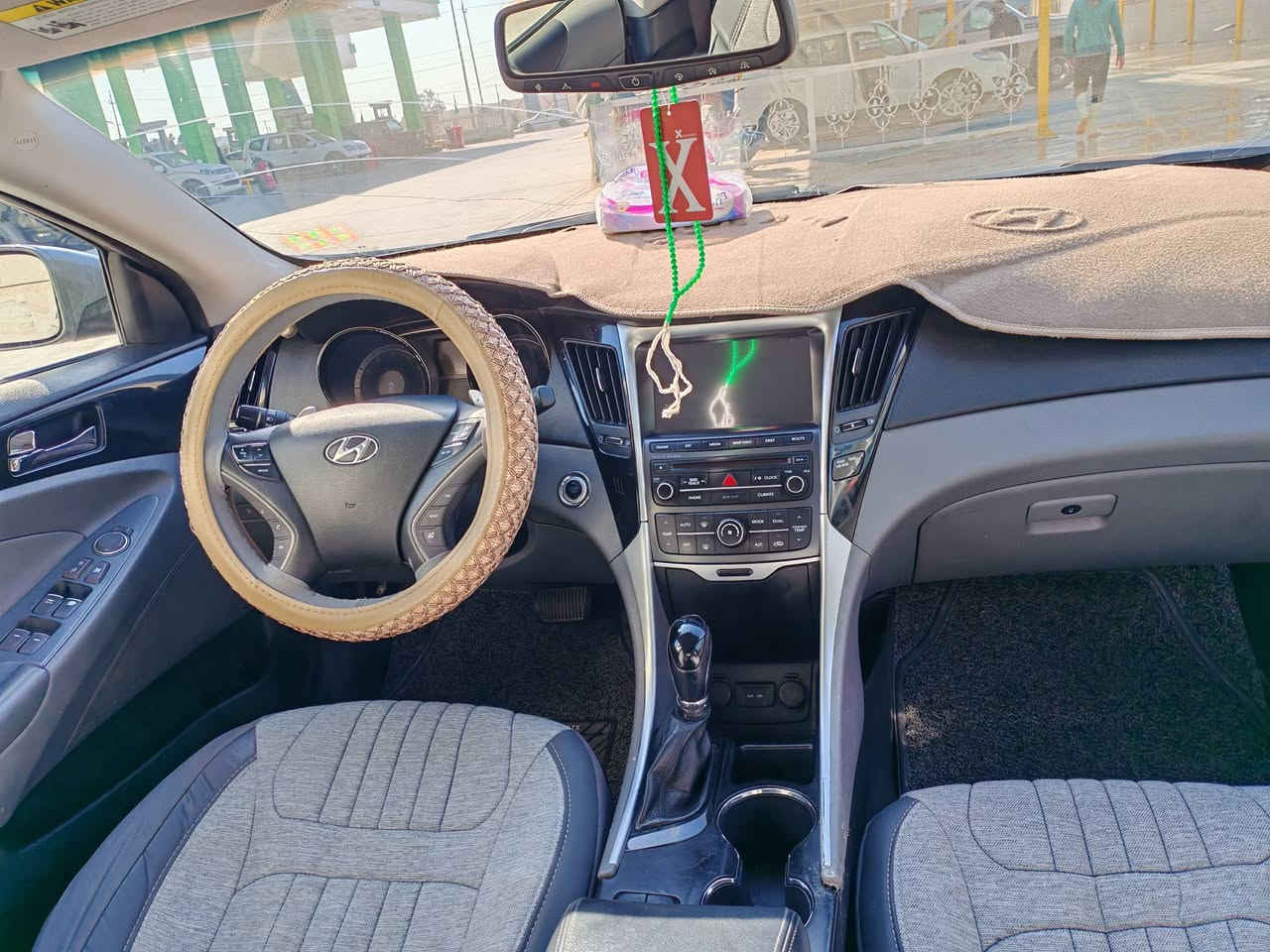 السلاام عليكم سوناتا للبيع السونار موجود فول مواصفات السياره خير من الله السعر 105/ ***********6
