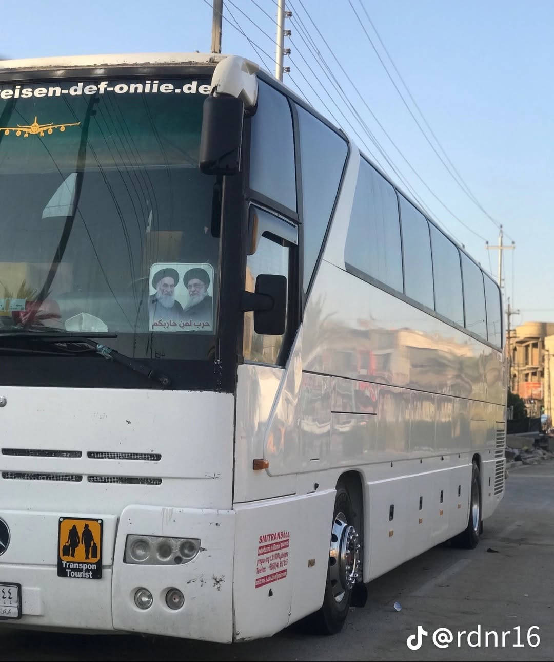 403 جاهزه رقم كركوك مديل 98  تخم تاير مكينه كير حداده كله جديد تبريد صيني وكمبريسر جديده العام شادهن جاهزه ع اخر حبايه مكان السياره العماره الاستفسار ‭0770 7812113‬
‭0770 735 1495‬

