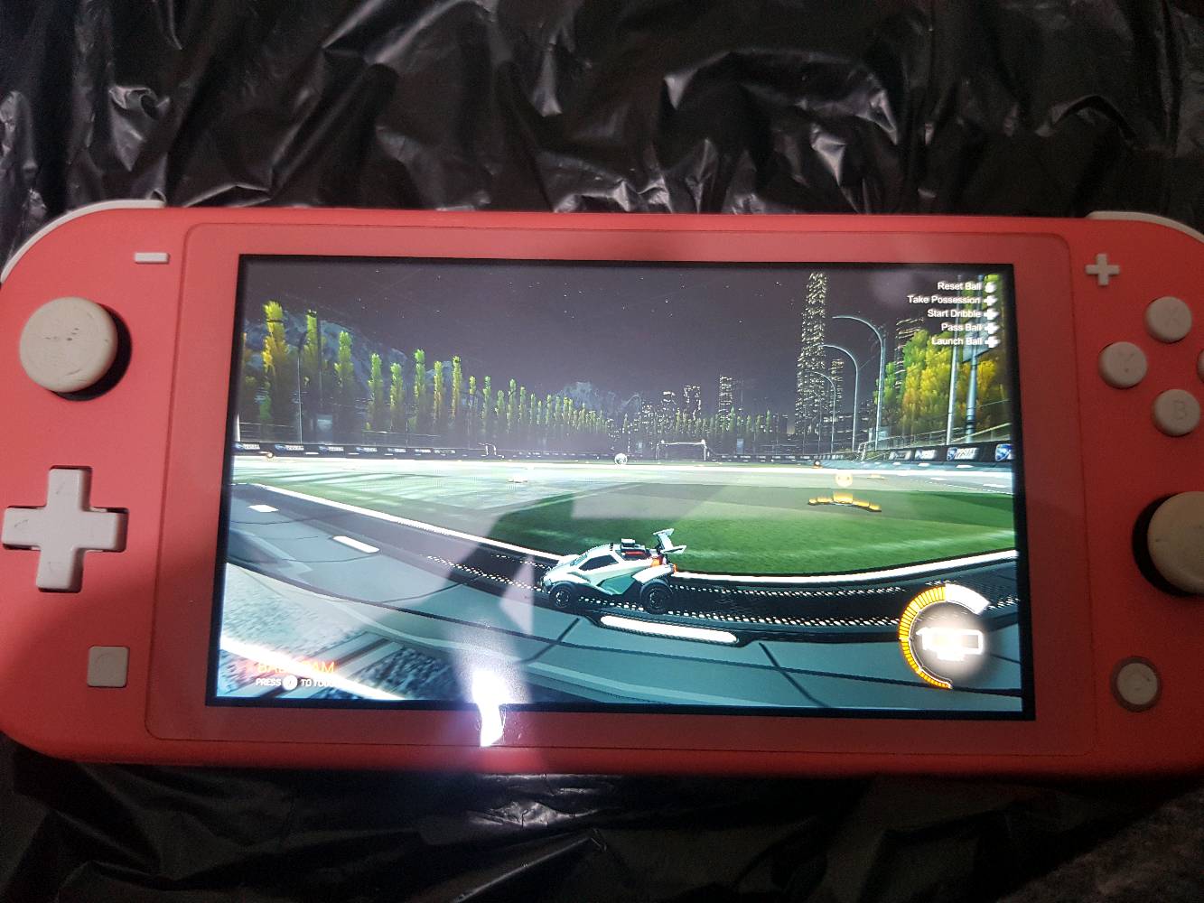 الامين ثانيه شهداء فلكه حدادين
شنو سنة الشراء وحالة الاستخدام؟: 
جهاز جيد
هل يأتي مع الجهاز ألعاب إضافية أو إكسسوارات؟: 
جهاز و كفرين و شاحنته اصليه
الموقع الحالي للبائع؟: 
الامين ثانيه شهداء فلكه حدادين
شنو سبب البيع؟: 
محتاج فلوس 