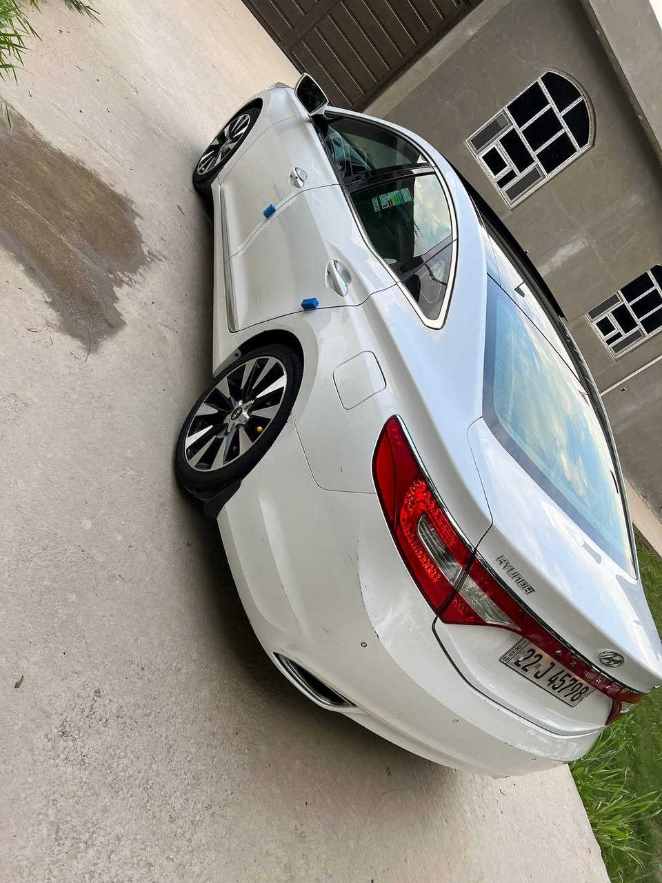 السلام عليكم ورحمة الله وبركاته ..........اللا عشاق جديد ول نضيف فقط.........
هونداي ازيره  خليجي موديل 2014 خليجي موصفات Vip فول الفول اعله فئه ...؟رقم اربيل   جديد هزه وسنويه تحويل جديد الحد ال 2030 
وكاله تحويل اني حاضر ........
 مكينه 6 سلندر  كفاله  لا تنقيص ولا تبخير 
سياره كفاله عامه  من فتح وتبديل  شرط سونار سياره جاهزه من مكينه وكير وحداديه وتخم تاير تبريد غرفه جديده الف ماذب عليه  
سياره نضافته 💯 بل 💯 جكد ما توقع نضيفه وجاهزه 
موصفات السياره
بجم كله زنون  
بصمه ابواب وتشغيل 
بانوراما طكتين 
كشنات جلد 
تدفئه تبريد كشنات 
قطعتين تبريد 
تحكم كشنات منفصل بل ابواب 
شاشه كبيره بلادي 
تحكم  بيانو 
هند بريك بصمه 
برده خلفيه كهربائيه 
بردات جانبيه خلفيه 
مري شفط نظام ترحيب 
عنده تقرب ناره داخليه 
فتح صندوق ذكي 
تحكم جام اتو ......
لدات امامي خلفي وبلو جكتور لد ..................................
لايت زنون عالي ناصي 
حساس امامي خلفي 
تحكم ستيرن كهربائي 
سترين كرهبائي + ذكي 
كشن ذكي 
نظام اصوات انفنتي 
لد مري جانبي 
اناره داخليه بلادي 
مري قلاب 
زراكات اماميه 
جرس بل 120 
حساس خلفي امامي 
يدات نيكل إشارات ترحيب جانبي ..........................
دمام خلفي كولتي عالي 
دبل كزوو خلفي 
ويل كب 19 كرؤم......
سياره جديده بمعنه الكلمه ماشيه  160حقيقي 
----------------------------------------------------------------------------
السعر  140 وبيه مجال كلش بسيط  .....مكان سياره بابل  ‏‪***********
وتساب 👉*********** 
----------------------------------------
