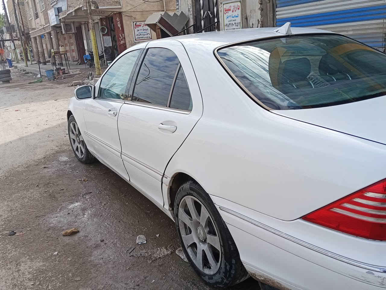 مارسدس غواصه رقم بغداد محرك والكير والفرفه الداخليه حاويه والسياره مصبوغة عام جماليه بدون حادث دبلات وليس جوبلس حجم 320S  موديل 2001 سعر 92ورقه رقم الهاتف وات ساب فقط *********** وربي يرزق الجميع بالخير
