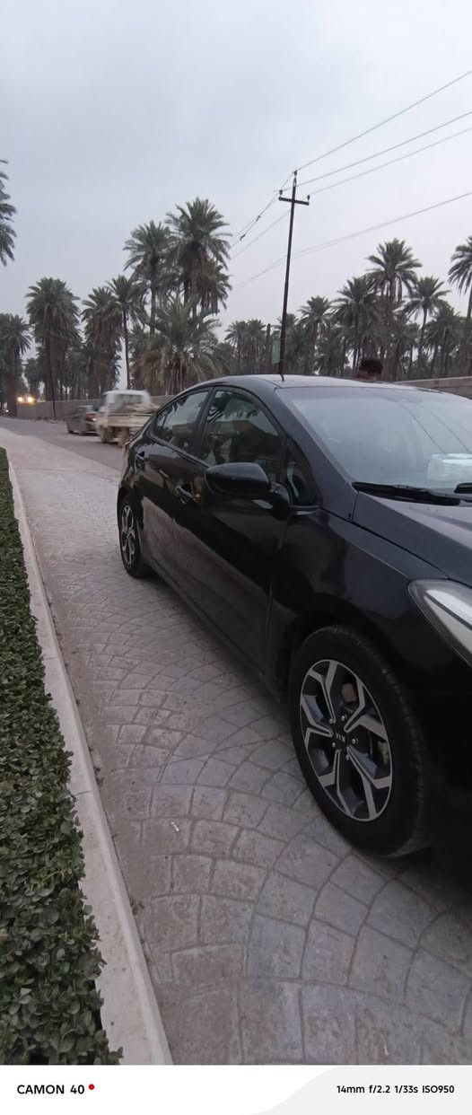 السلام عليكم فورتي للبيع موديل 17
حادث جاملغ وبنيد فقط حادث أمريكا بل عراق مابيه شي 
مكينه 2000 دوش 
كير AT المرغوب 
مواصفات 
شاشه بلاديه 
تحكمات ستيرن 
جرس إنذار 120 
مانع انزلاق 
السعر 105 وبيه مجال قليل 
للاستفسار
*********** آسيا 
*********** كورك
