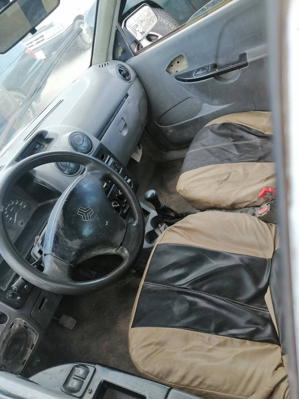 سلام عليكم من رخص الإدمان مدير الكروب المحترم سايبه رقم ميسان موديل 2012 سياره بدون راعي السعر 9وبيه مجال لاستفسار تصل *********** مكاني كربلاء قرب سيد سماعيل
