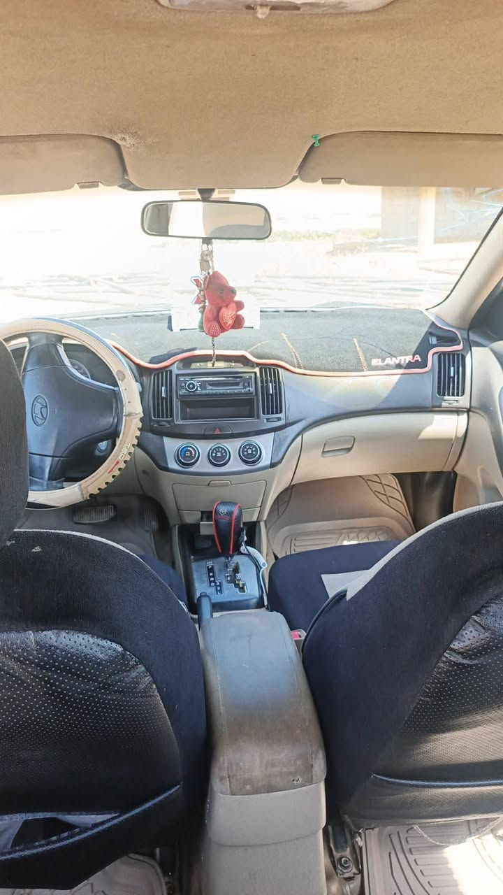 السلام عليكم ورحمه الله وبركاته
النترا موديل 2011 رقم أربيل سنويه ساقطه 2022 ضررها شخط بابين جهة السكن وبيها رصعات قليله 
السعر 105 او بيه مجال شي بصيط
العنوان الحويجه العباسي 
رقم الهاتف***********
رقم الهاتف *********** 
وكل الهلا بالشرايه
