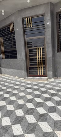 مشتمل عدد 2 للايجار الحريه الاولى قريب المدرسه الصينية للاستفسار  0780...