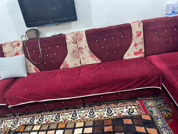 ديوان 10مقاعد ..نظافة وسط..
قطاع 28...لاستفسار الاتصال ع *********** عمارة
