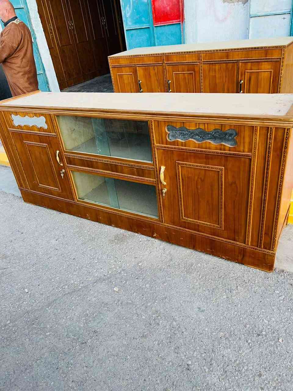 بوفيات  وحده مترين وحده مترين ونص  للبيع  مومستخدمات الشراي الاتصال على الرقم  ***********
